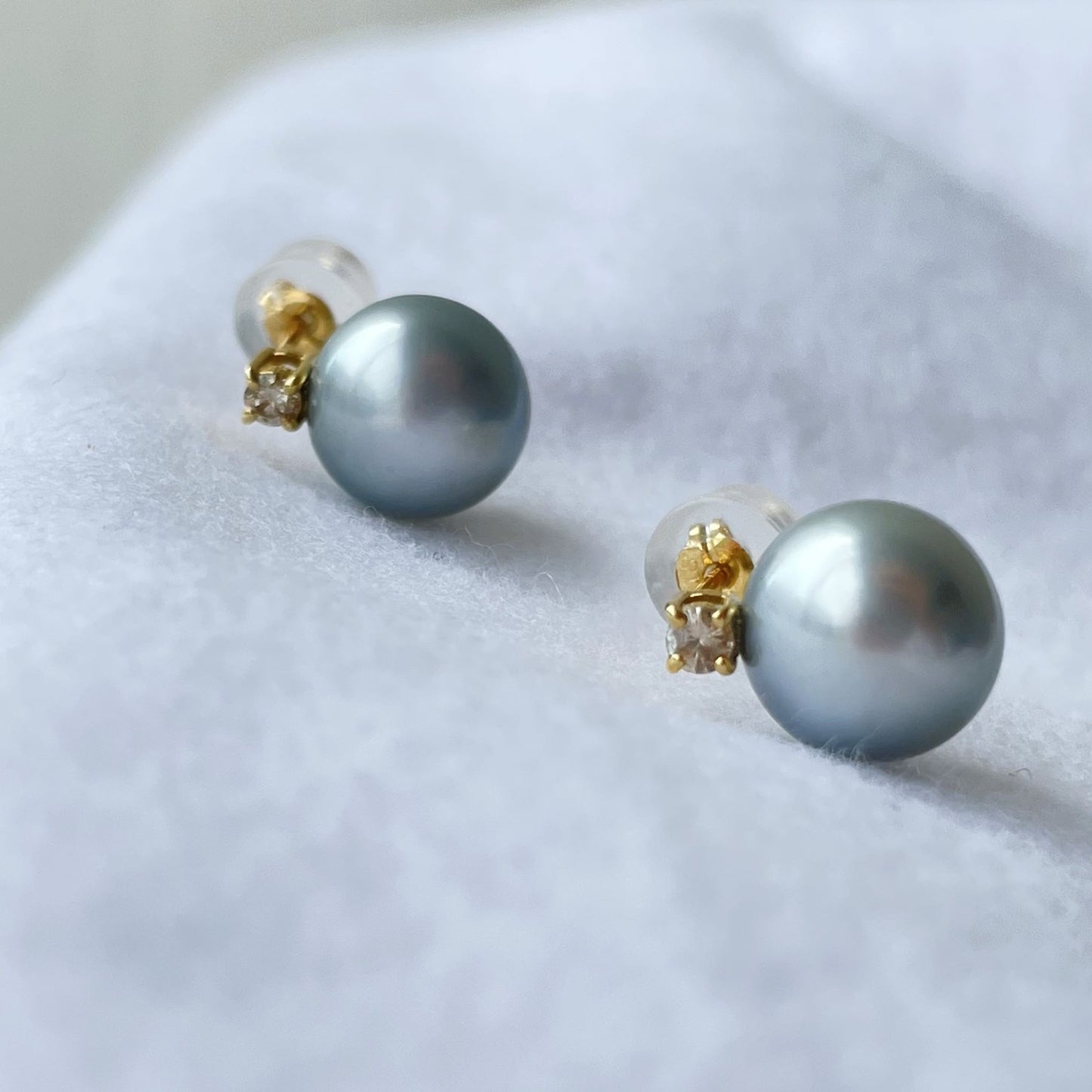 黒蝶パールピアス/K18YG/K18WG