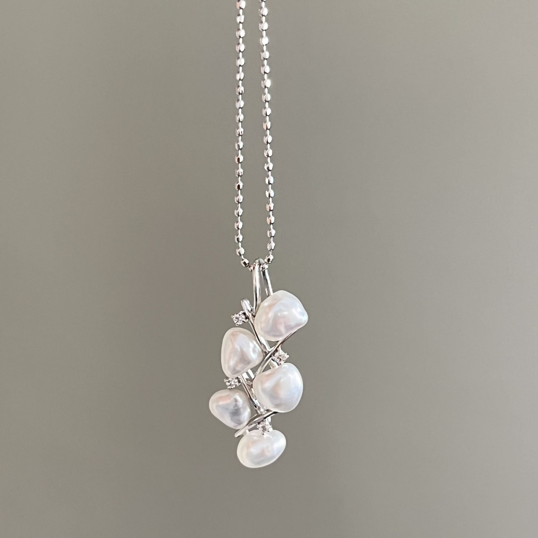 パール　南洋真珠　ルース　白蝶ケシ珠　４pcs まとめ売り パール 南洋真珠 ルース 白蝶ケシ珠 4pcs まとめ売り パール 南洋真珠