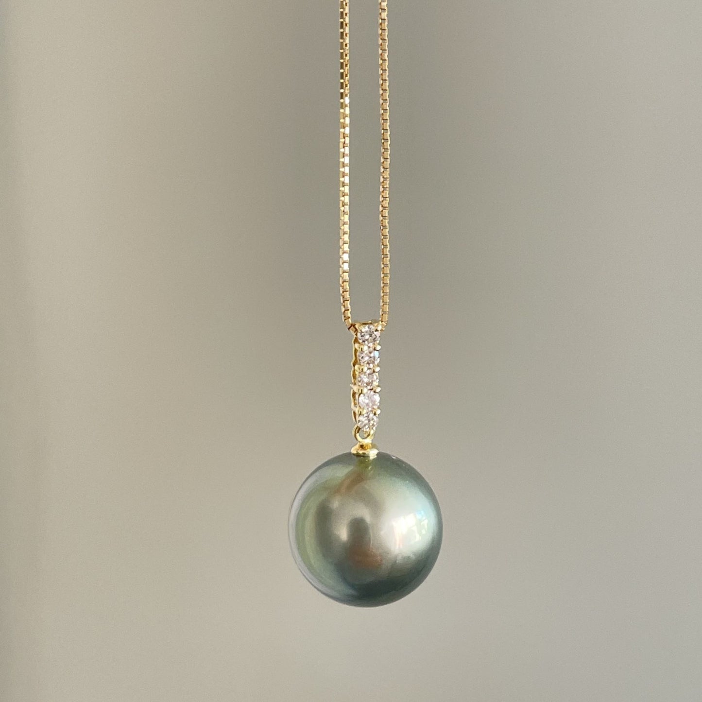 黒蝶パールペンダント/ベネチアンチェーン/ダイヤ