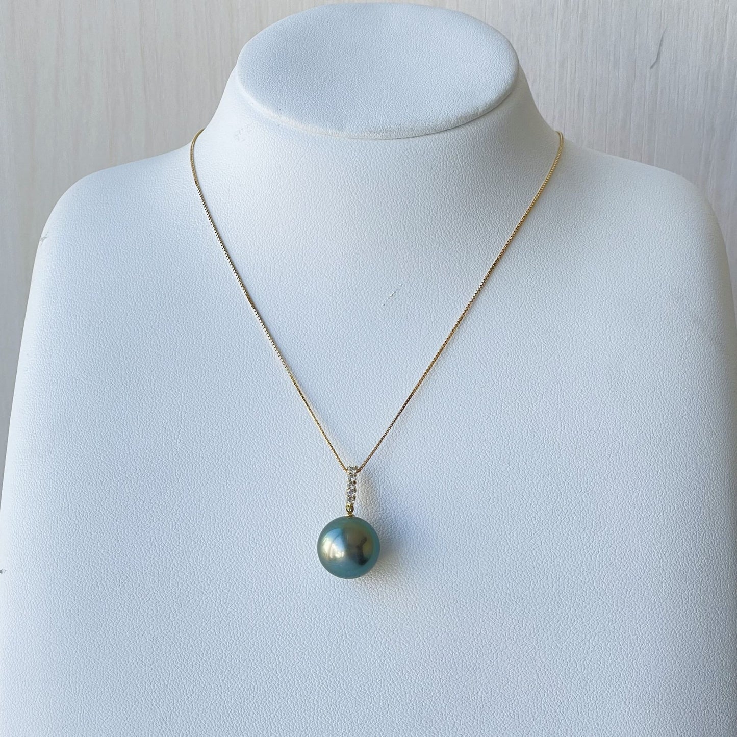 黒蝶パールペンダント/ベネチアンチェーン/ダイヤ