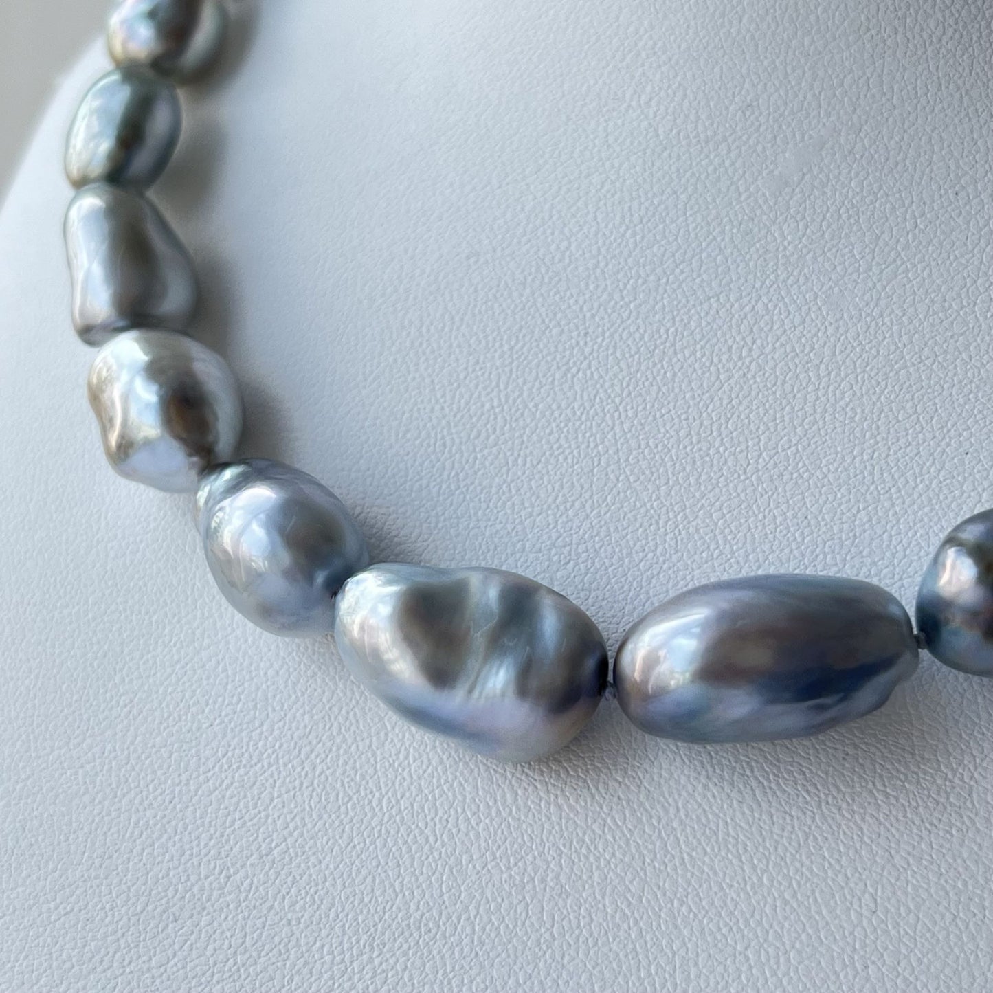 黒蝶パールネックレス/Ocean Blue鑑別/バロック