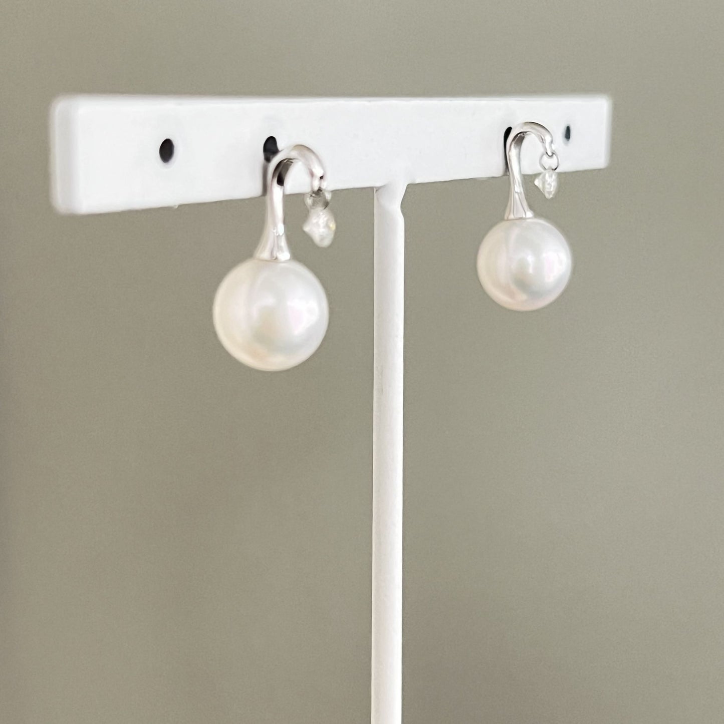 アコヤパールピアス/レーザーホールダイヤ