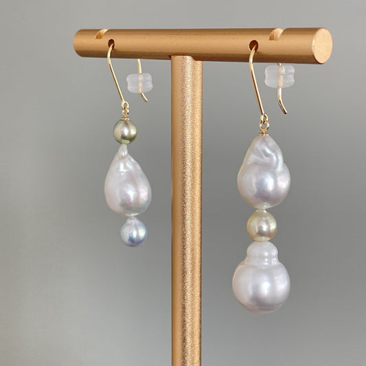 白蝶パールピアス/フック/バロック/アシンメトリー