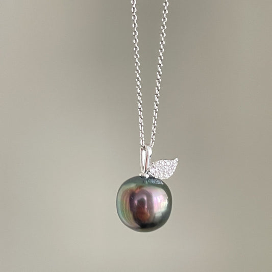 黒蝶パールペンダント/Pt900/Pt850/リンゴ