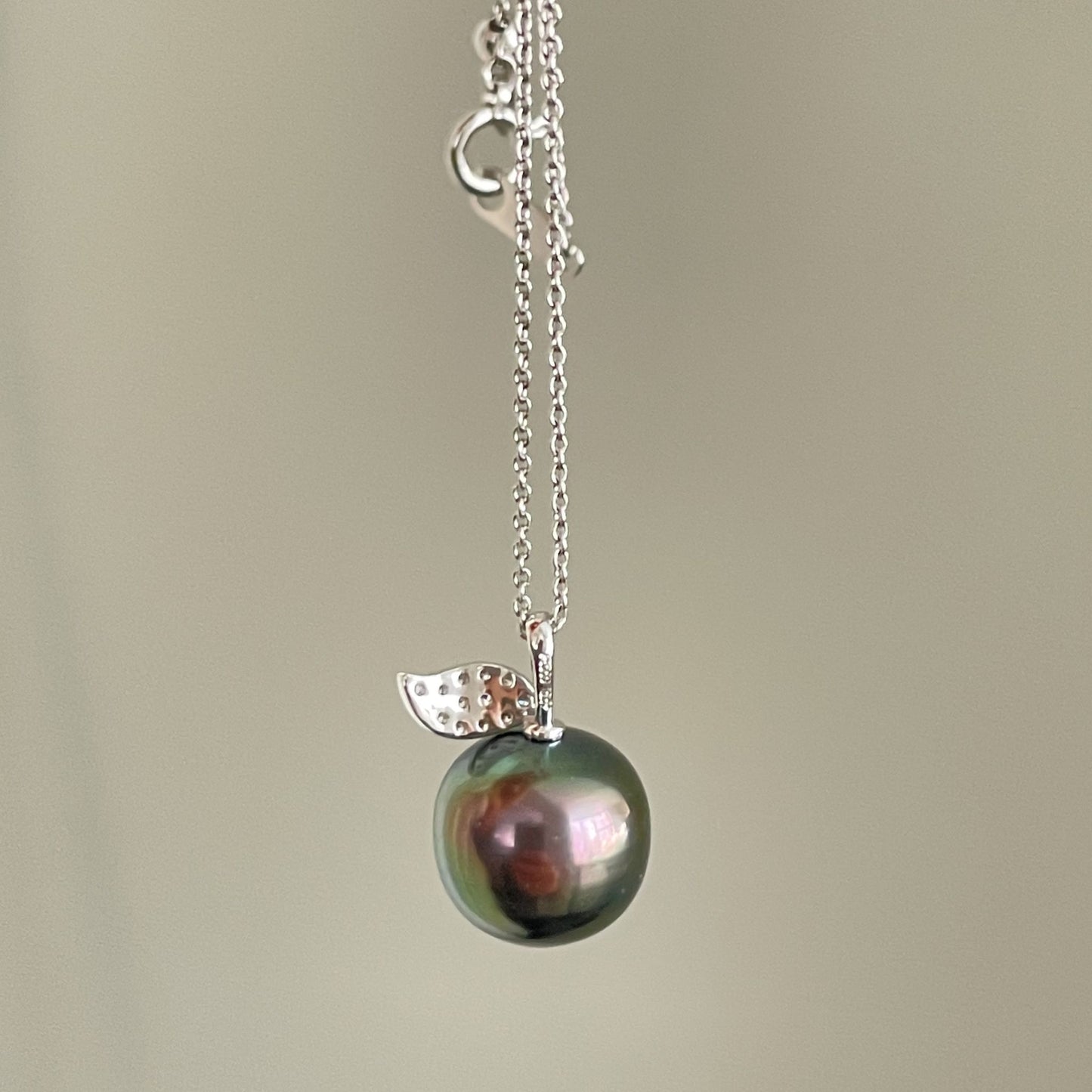 黒蝶パールペンダント/Pt900/Pt850/リンゴ